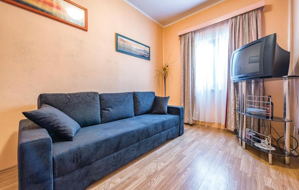 Apartment Tezak Kukci Luaran gambar